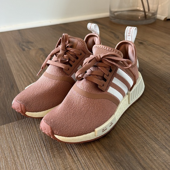 Adidas NMD R1 - Picture 2 of 5